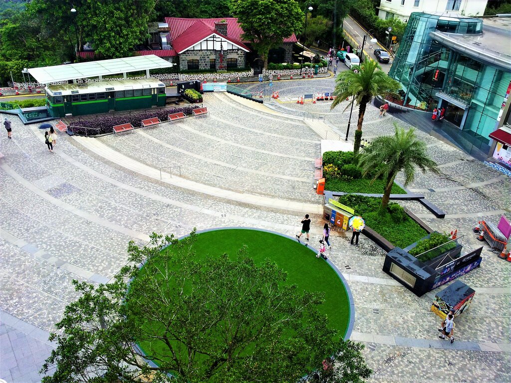Park Peak Road Garden, Hong Kong, photo