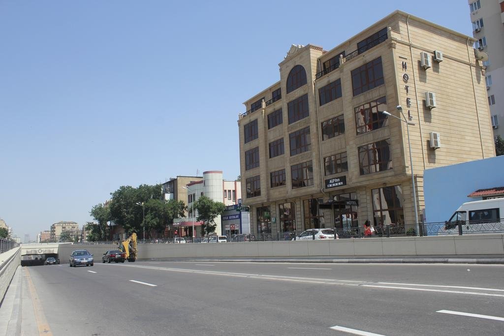 Фото Alp Inn Hotel