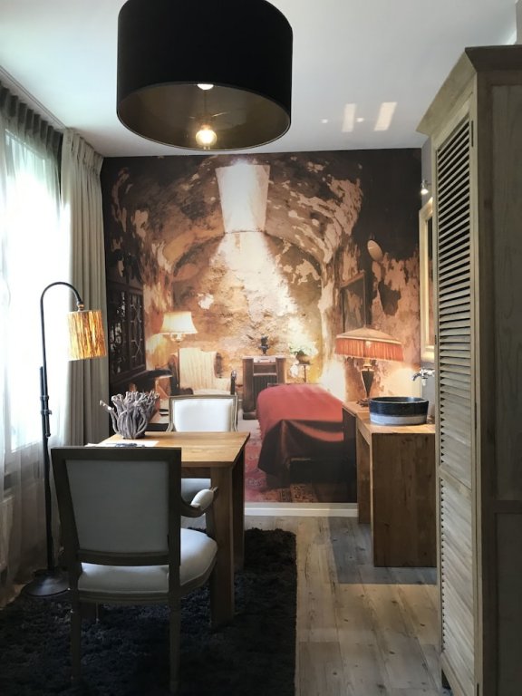 Фото Huis van Bewaring