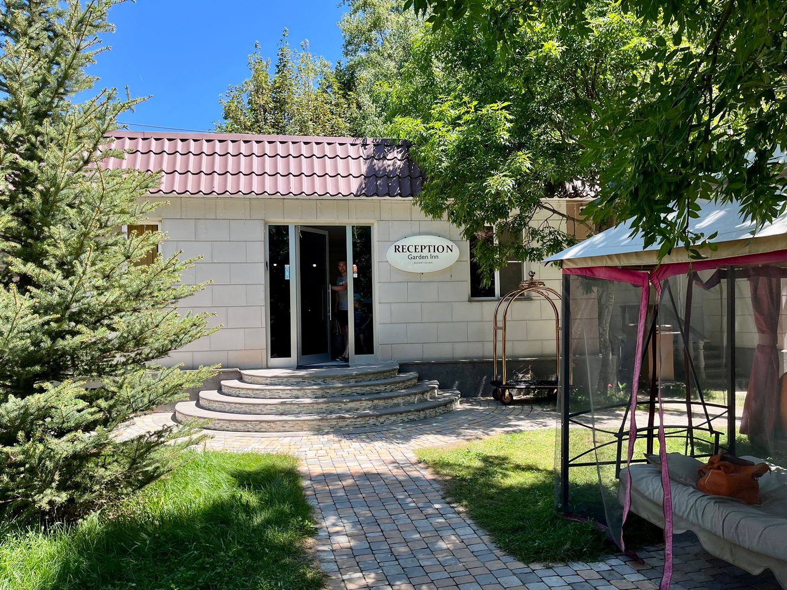 Фото Garden Inn Resort Sevan