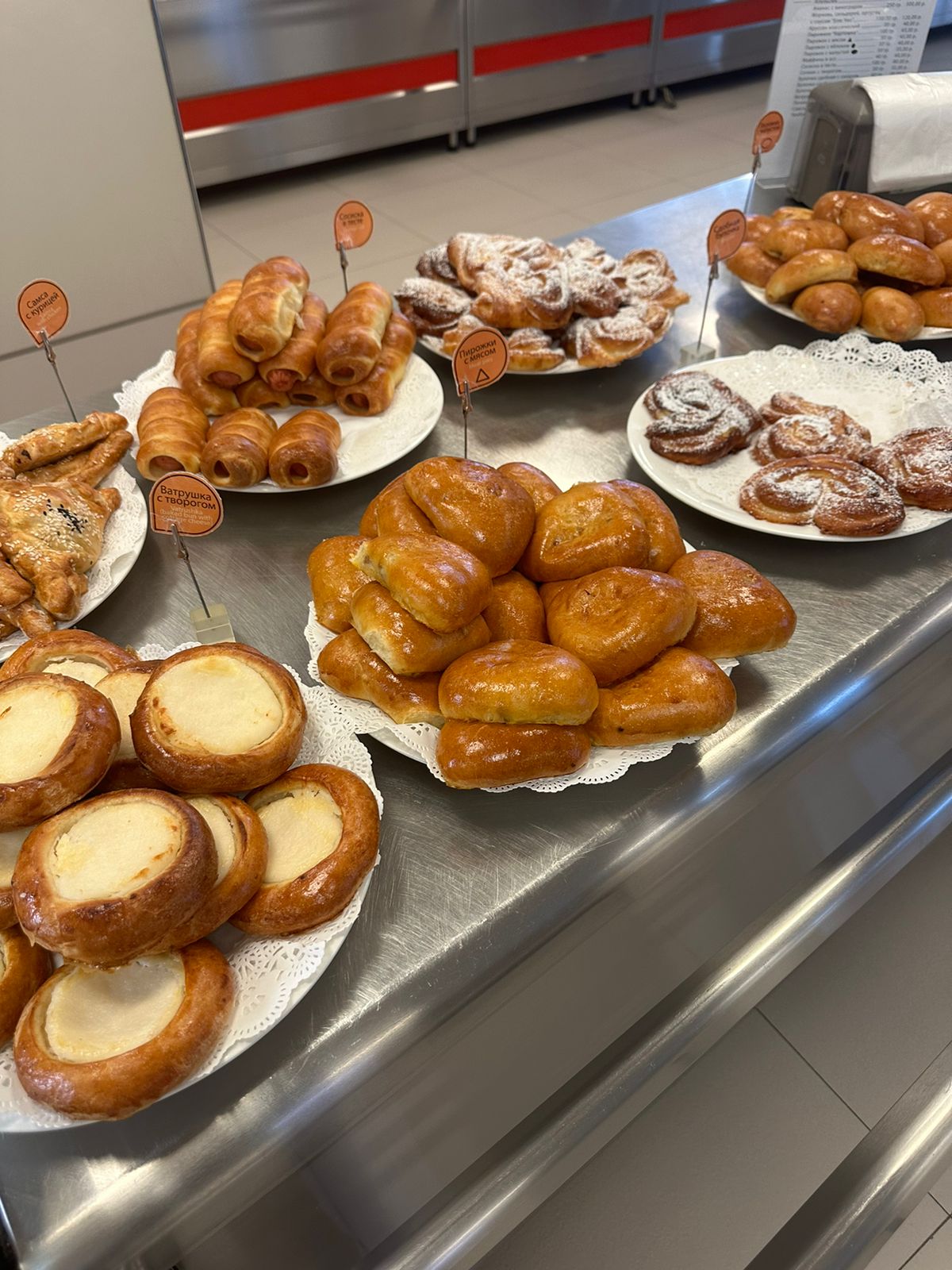 Фото Skypoint Hotel