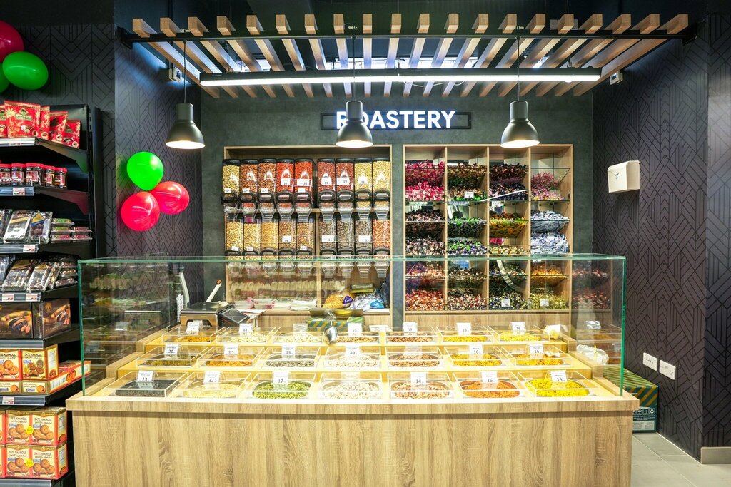 Supermarket Al Madina Supermarket, Dubai, photo