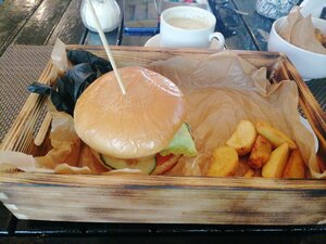 Wood Bar (Viliejka, Savieckaja vulica, 9А) ، مقهى
