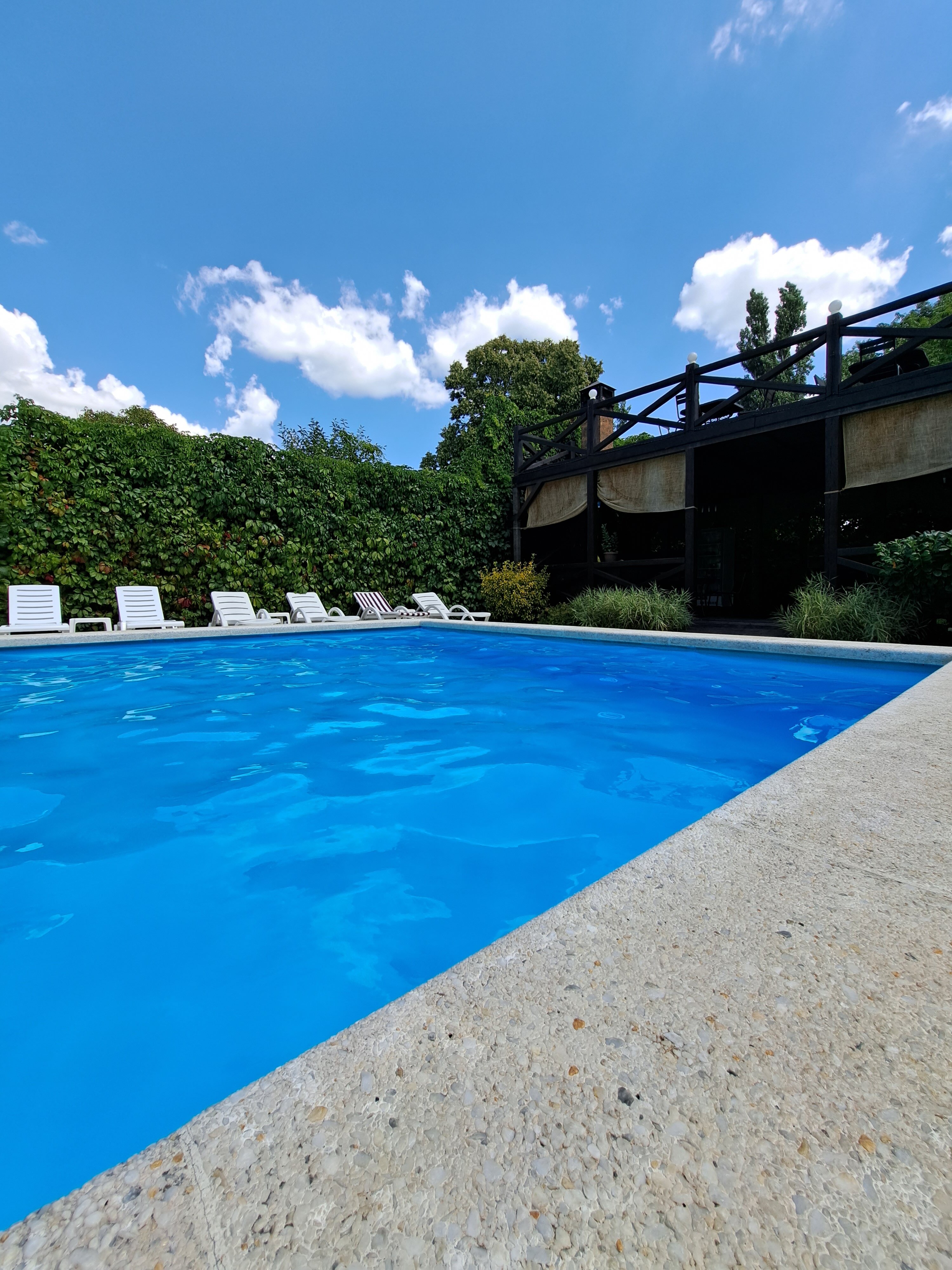 Фото Глориос