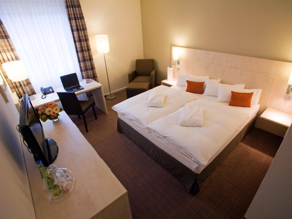 Фото Mercure Hotel Dusseldorf Sud