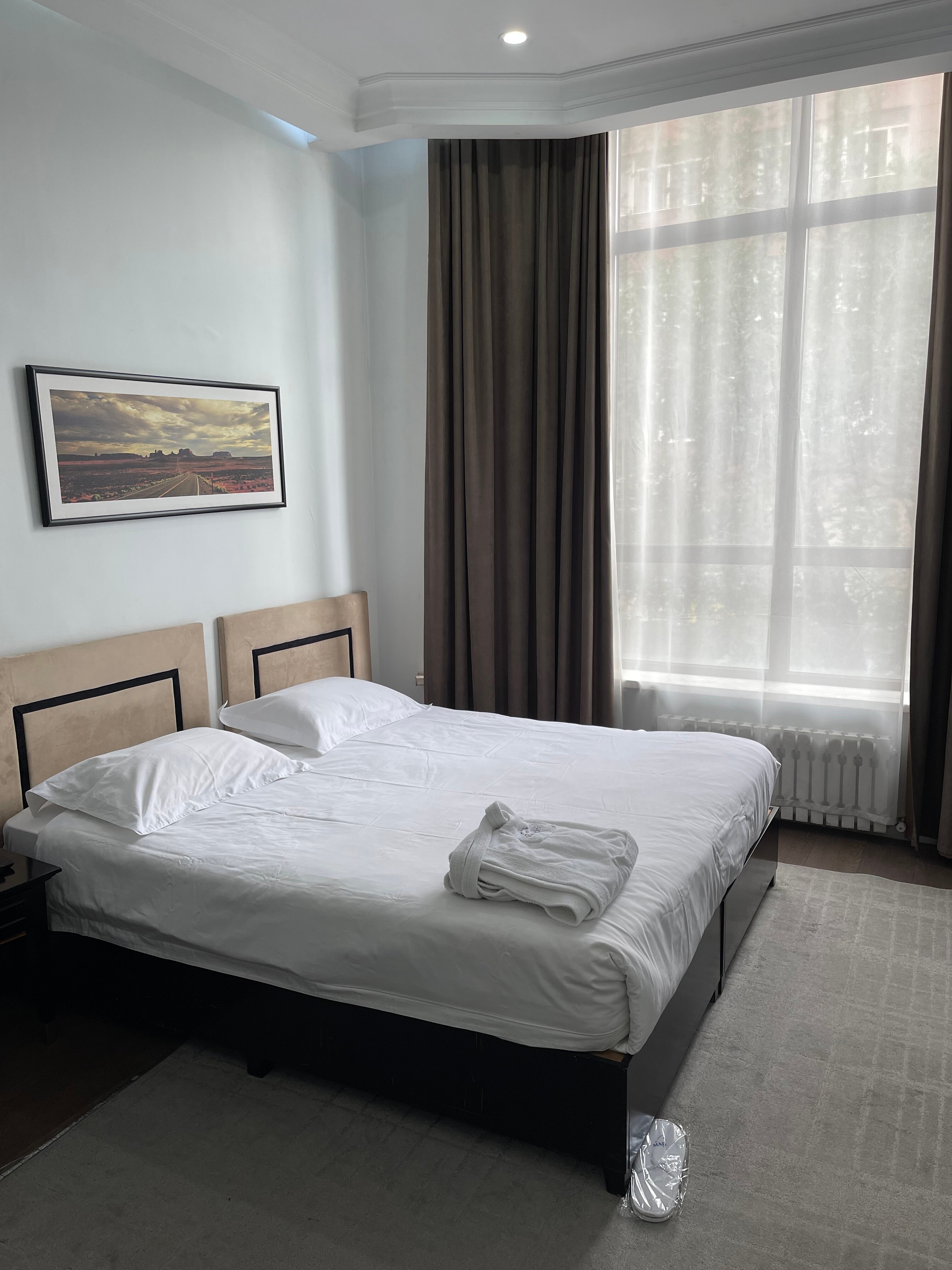 Фото Madison Ave Hotel Bishkek