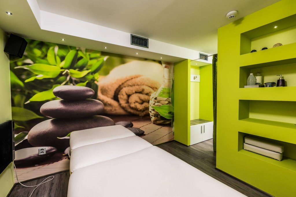 Фото Hotel Yasmin