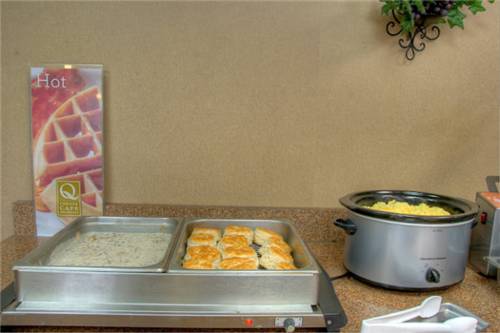 Фото Quality Inn Merchants Drive