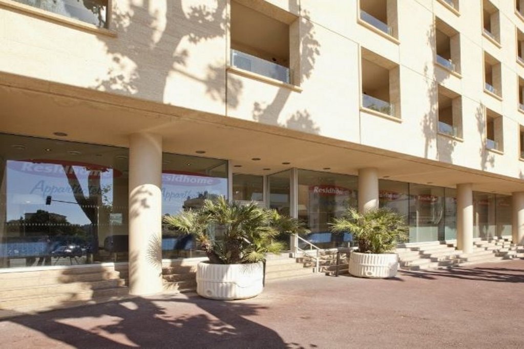 Фото Zenitude Hotel Residences Marseille Saint Charles