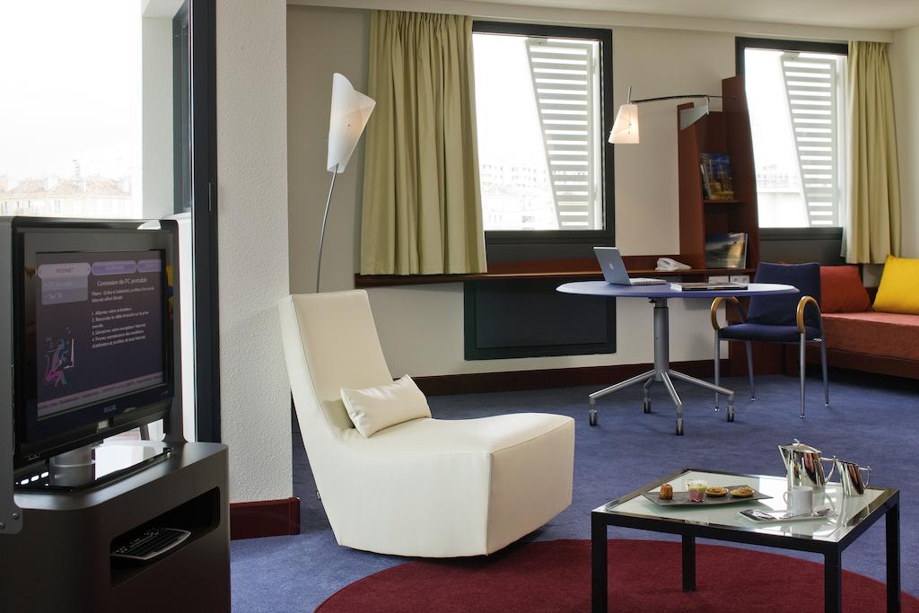 Фото Novotel Suites Marseille Centre Euromed