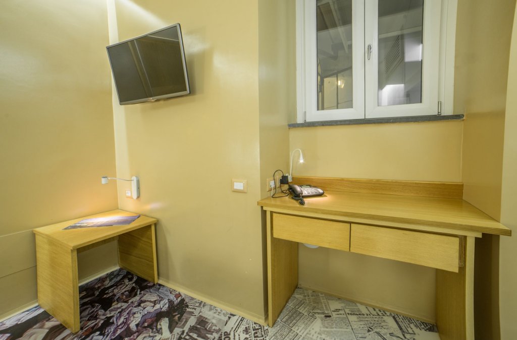 Фото Napoli Chiaia 32 Deluxe Residence