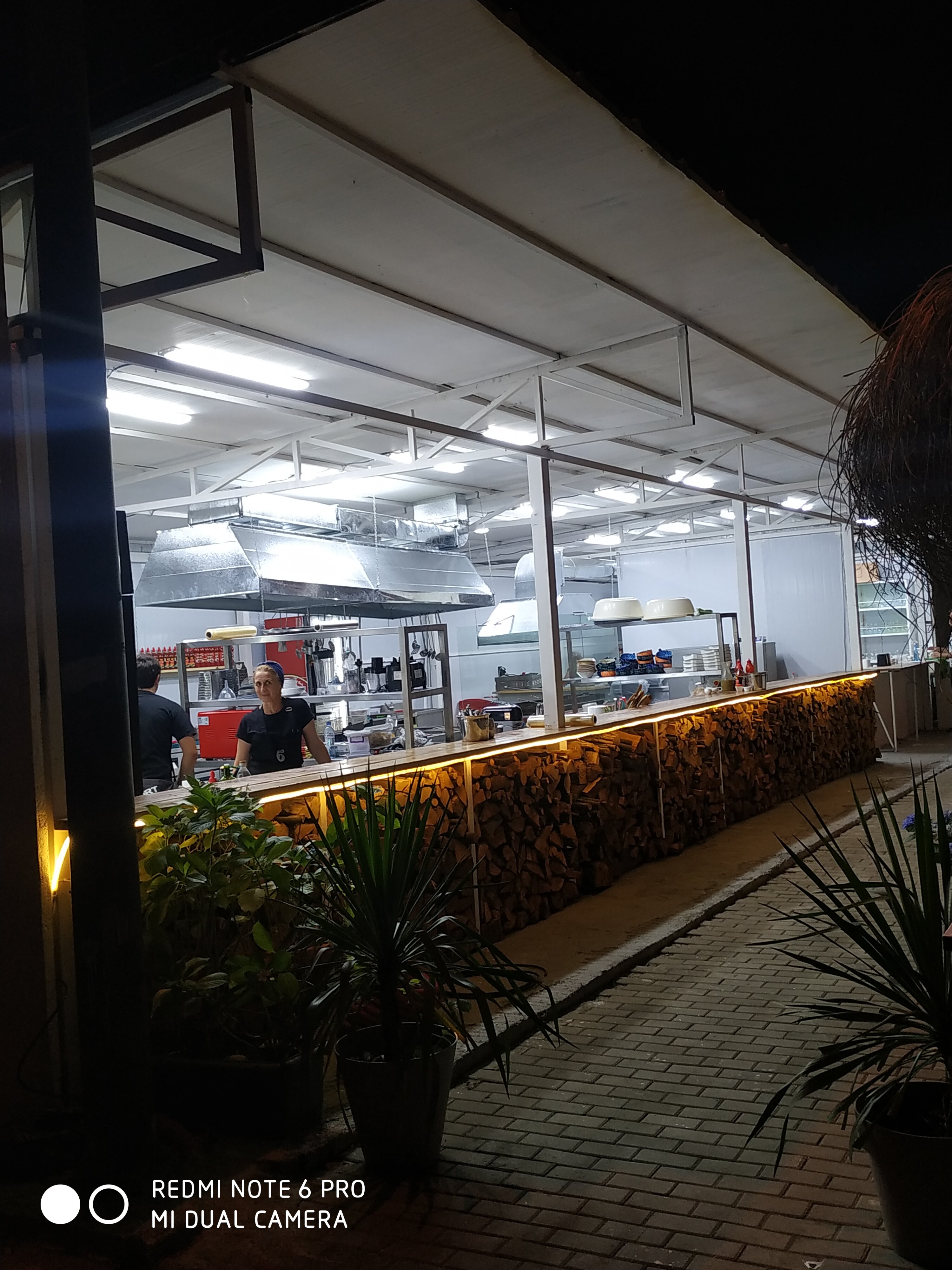 Фото S Bakuri Hotel