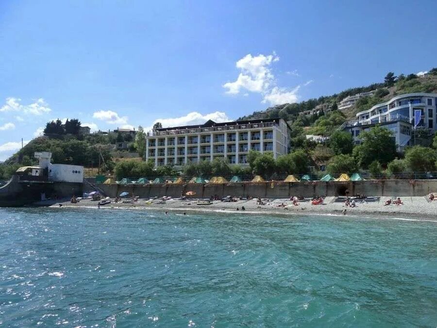 Фото Легенда Алушта