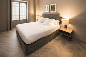 Фото Palacio Salvetti Suites