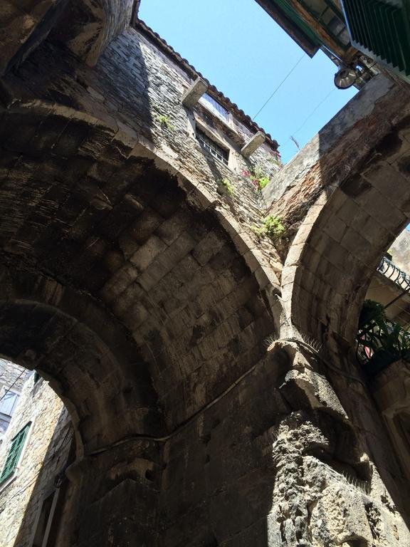 Фото Tifani Luxury Rooms 2