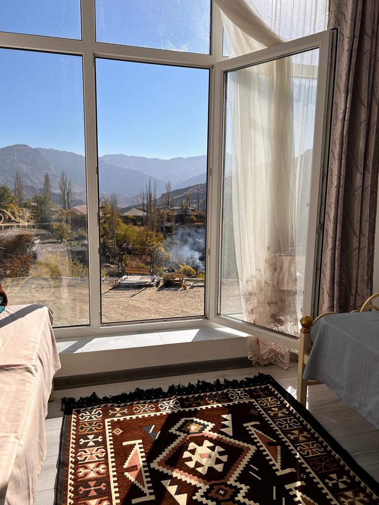 Фото У Зайнаб