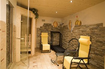 Фото Hotel Garni La Suisse