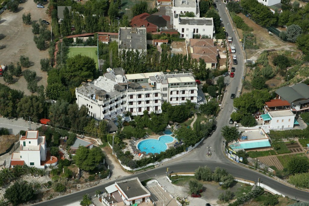 Фото отеля 5