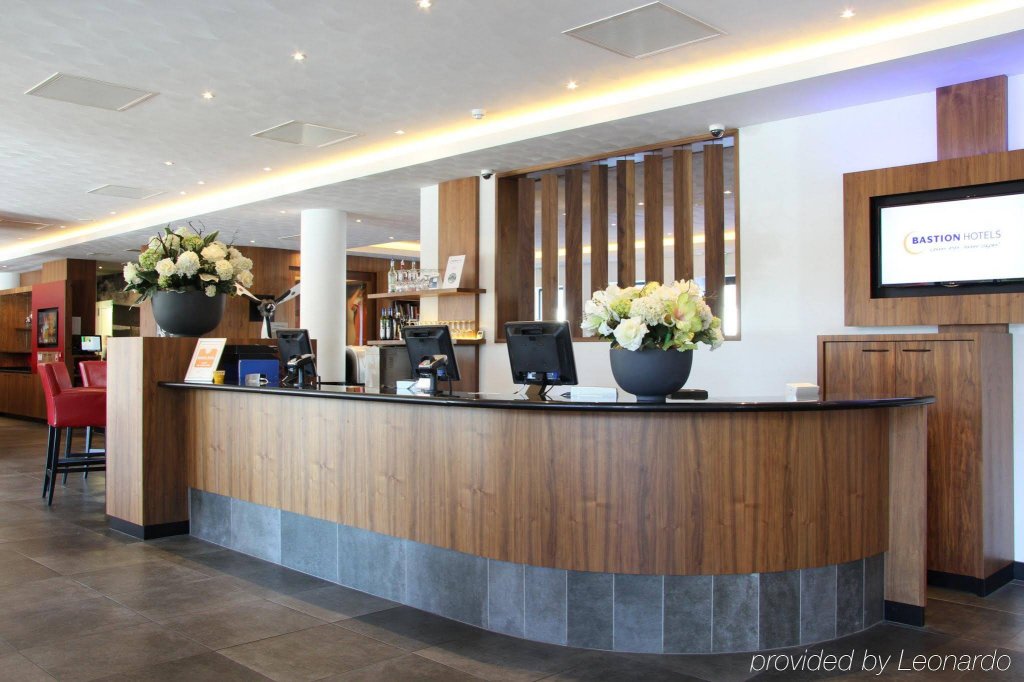 Фото Bastion Hotel Amsterdam Airport