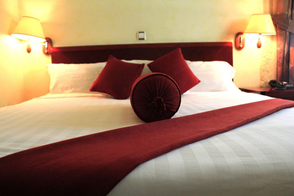 Фото Боле Амбассадор