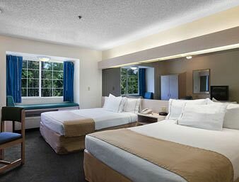 Гостиница Microtel Inn & Suites by Wyndham Palm Coast в Палм Кост