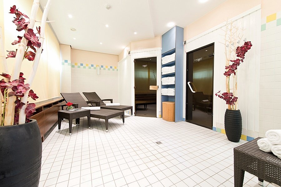 Фото Leonardo Hotel Munich Arabellapark