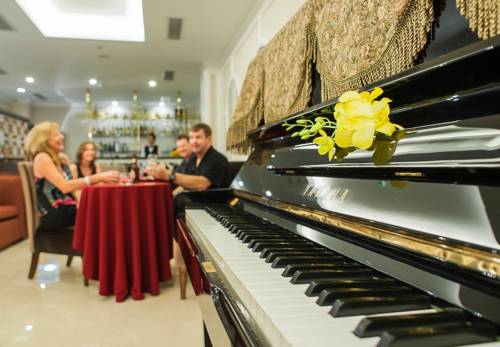 Фото Chalcedony Hotel Hanoi