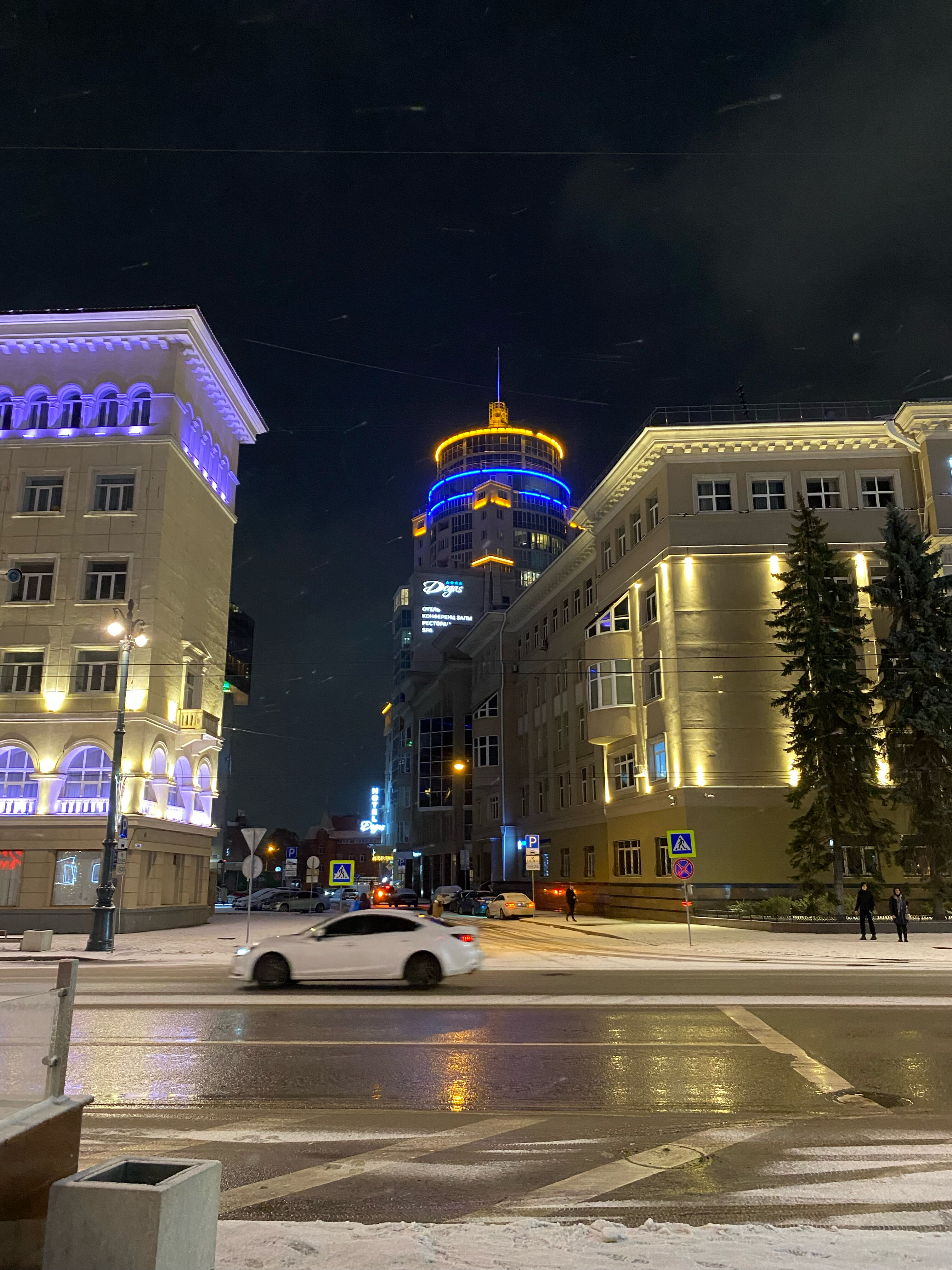 Фото Дегас Лайт