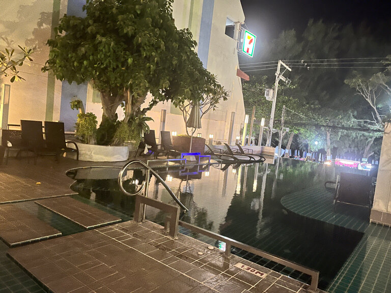 Фото Asia Cha-am Hotel