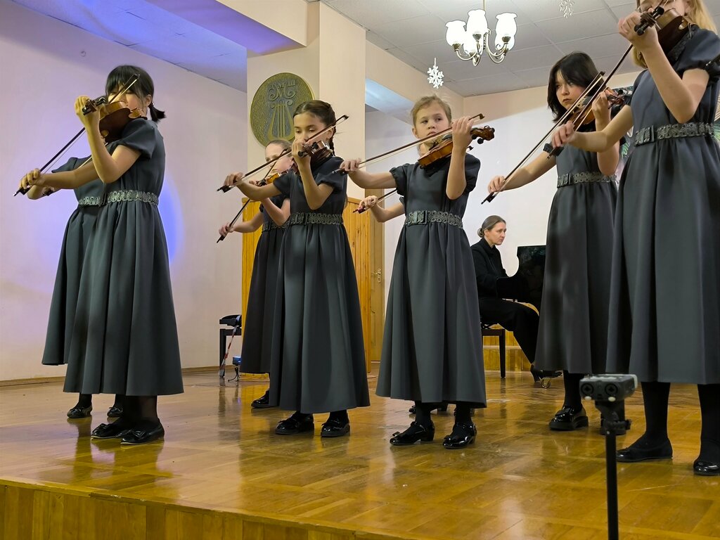Educación musical Chilrden's music school, , foto