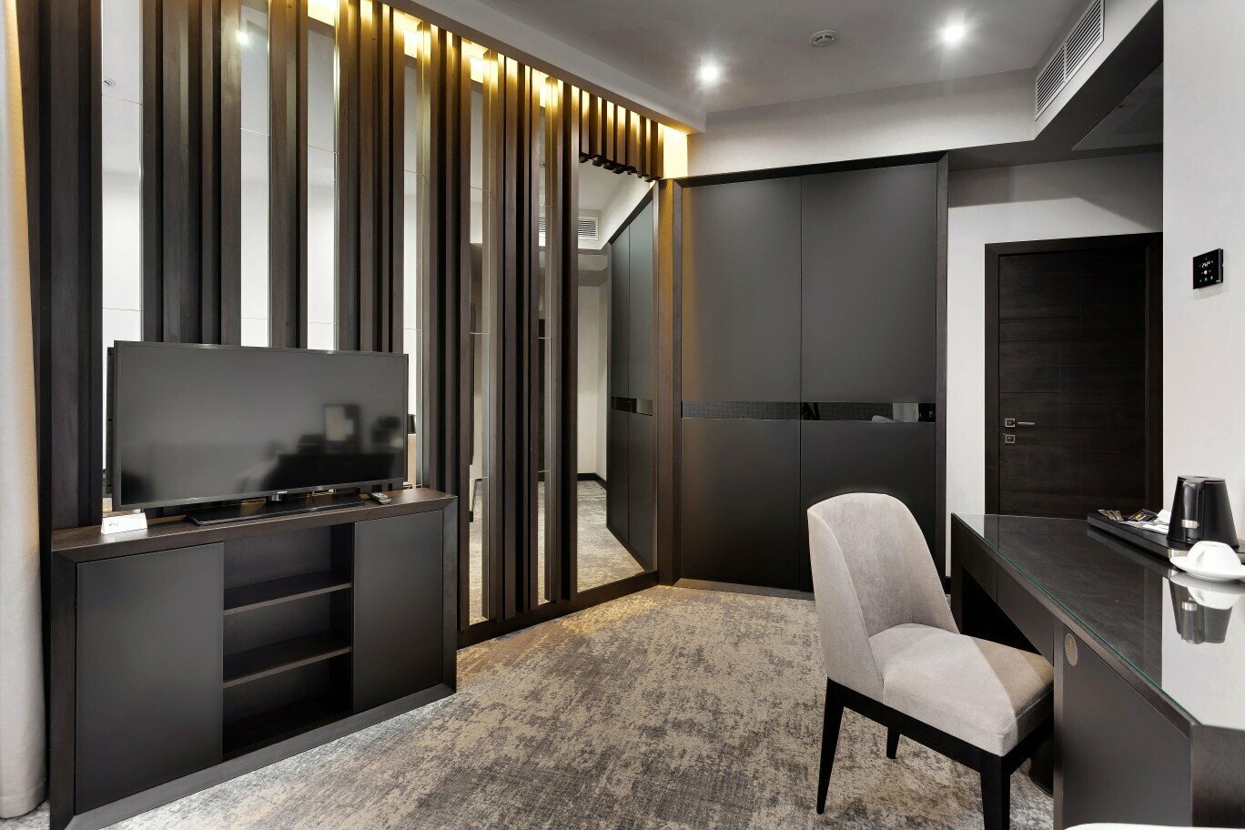 Фото Hotel Harten business & international