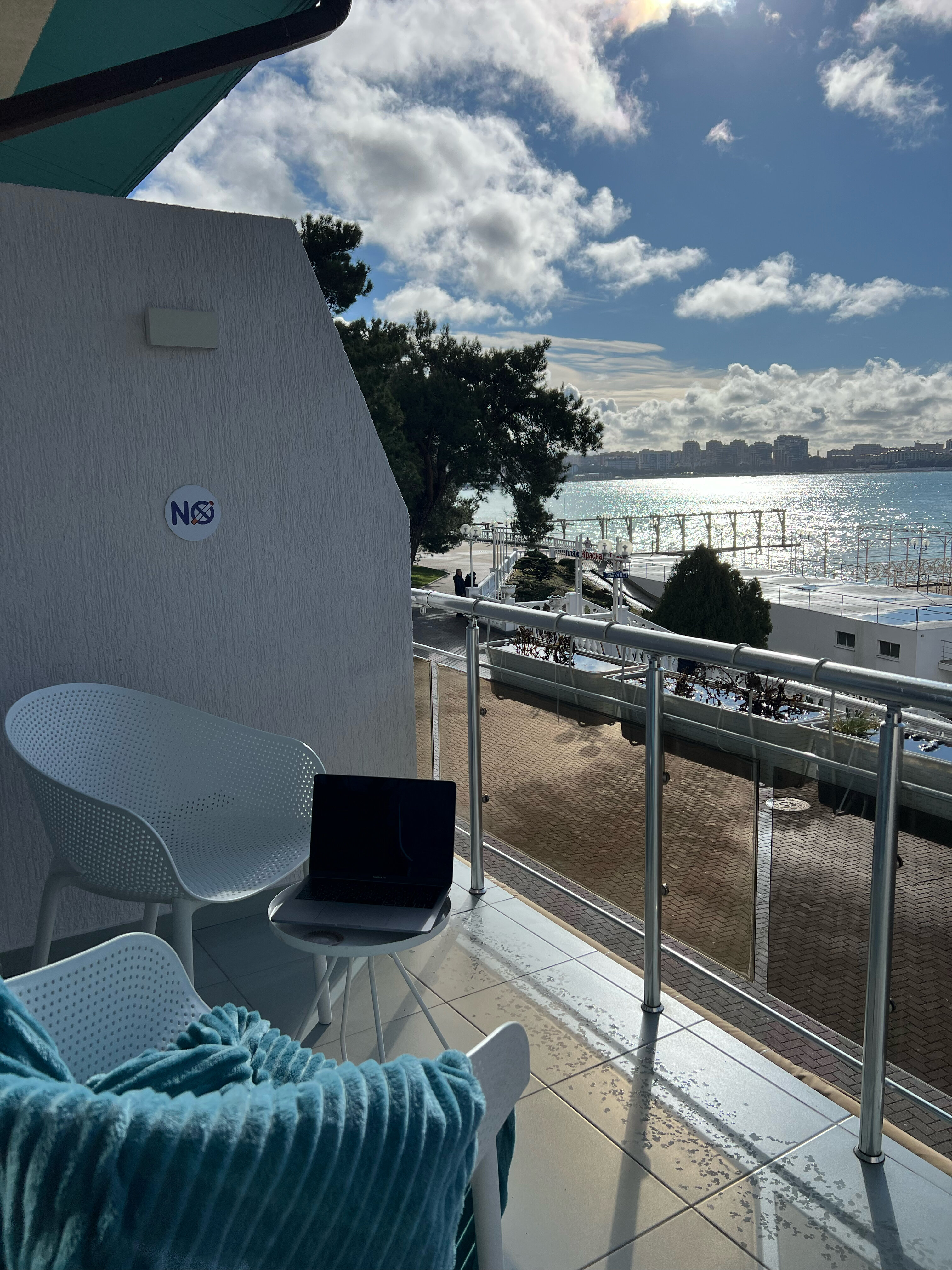 Фото Рони Шелтер