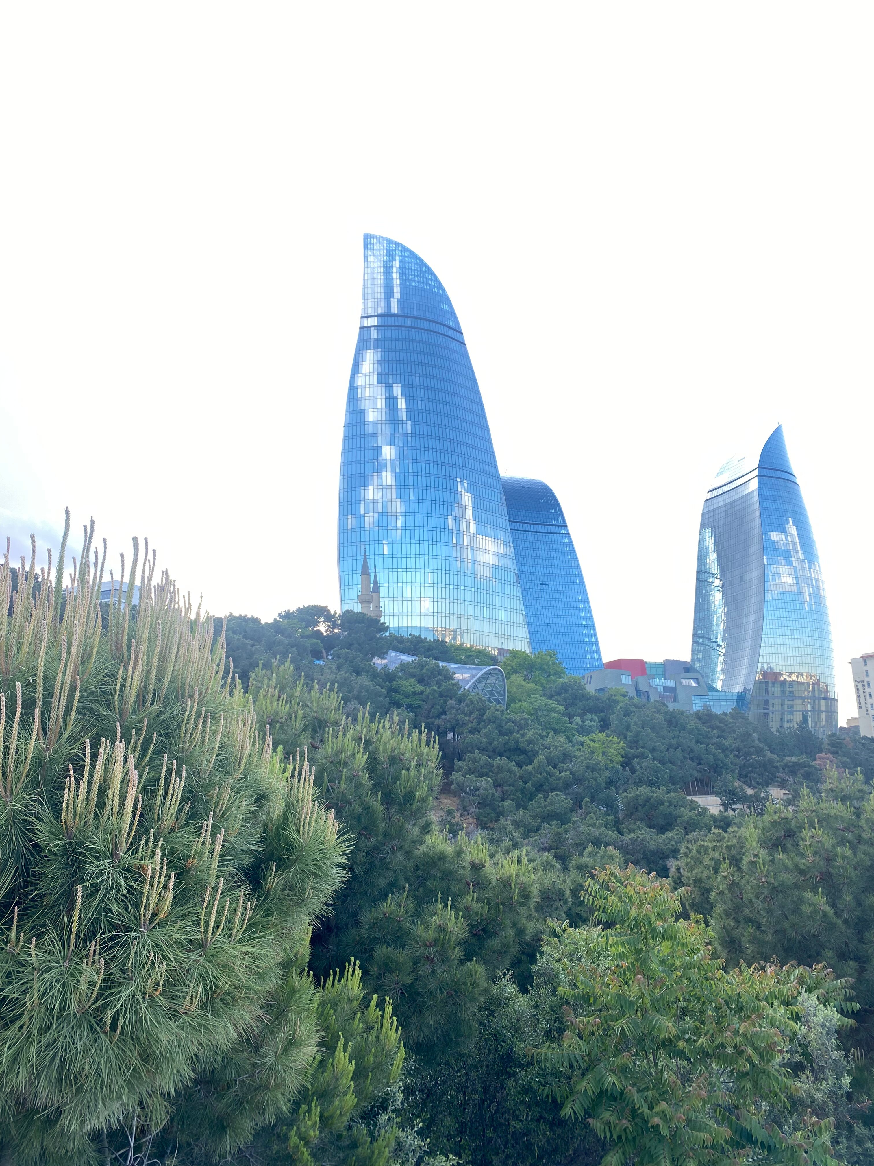 Фото Fairmont Baku Flame Towers