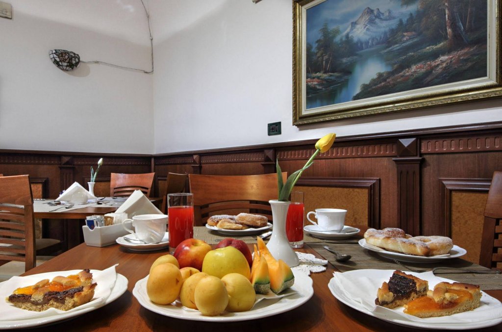 Фото Hotel Tonic