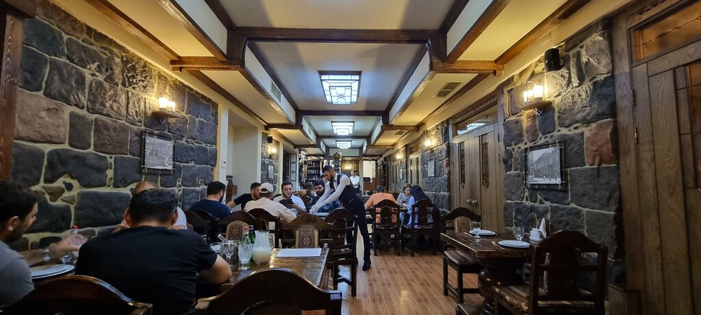 Restaurant Tavern Yerevan, Yerevan, photo
