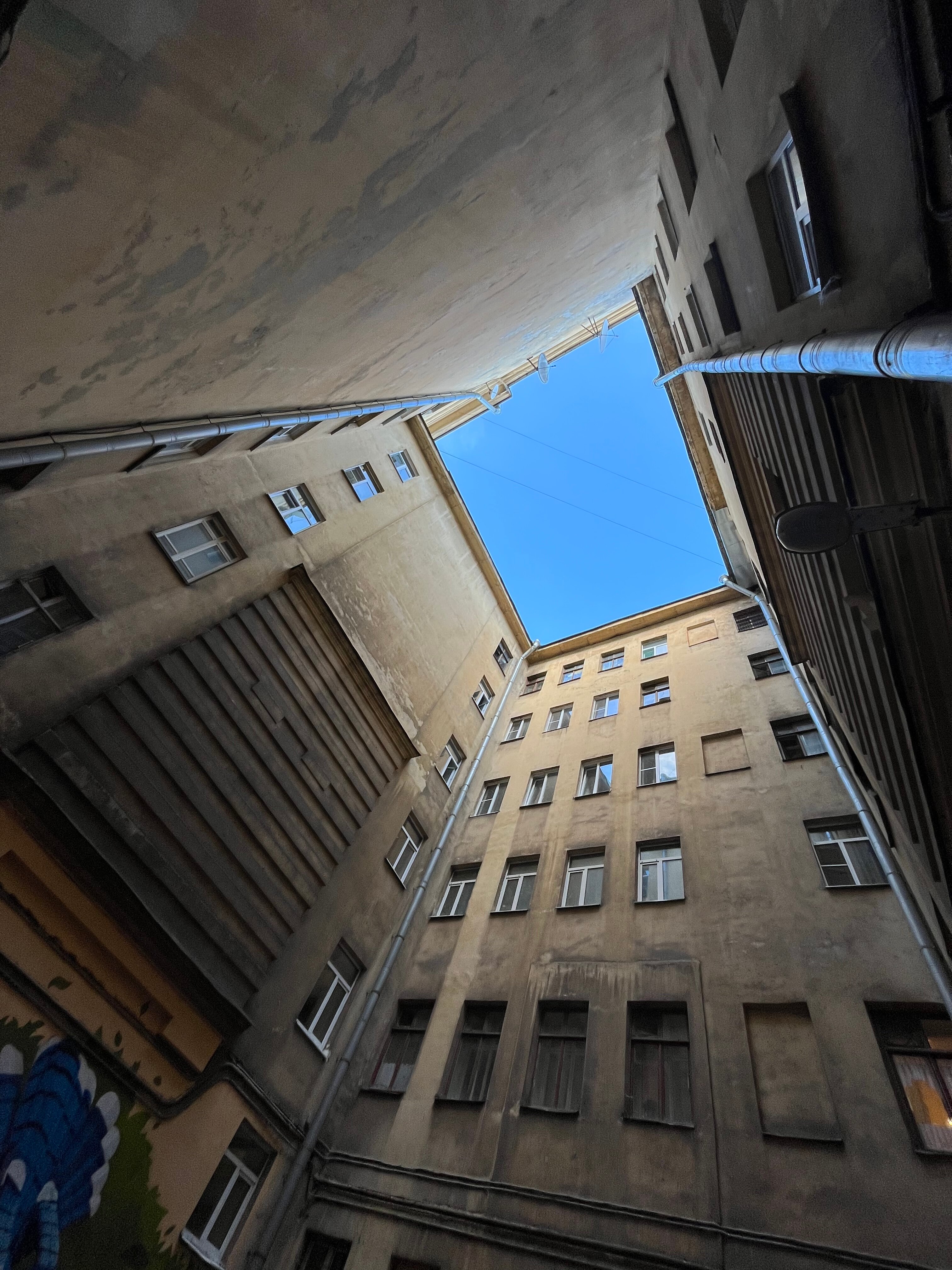 Фото Демократ