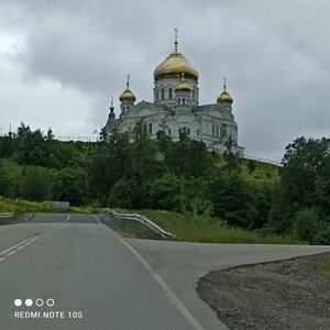 Белогорский Свято-Николаевский миссионерский мужской монастырь (д. Белая Гора, Монастырская ул., 1), монастырь в Пермском крае