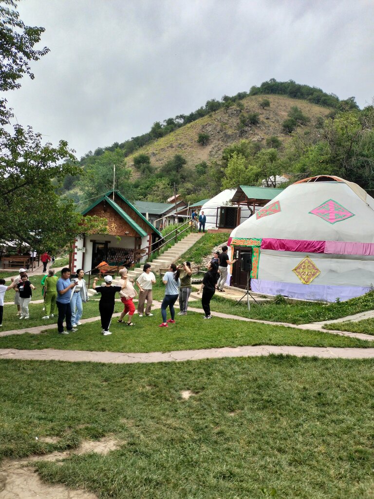 Qahvaxona Bal Kymyz, , foto
