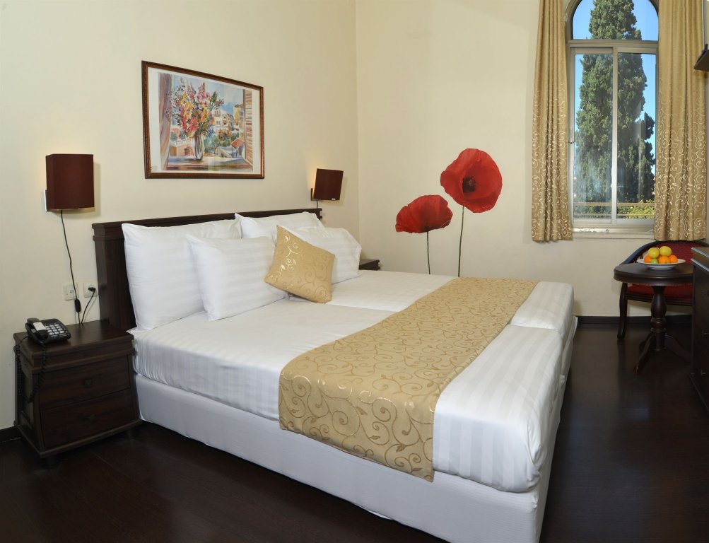 Фото A Little House in Bakah