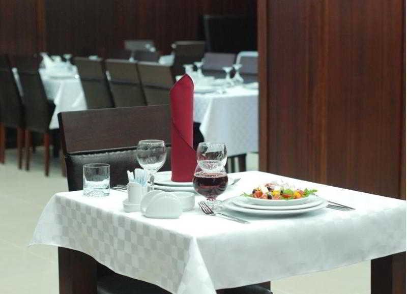 Фото Alp Inn Hotel