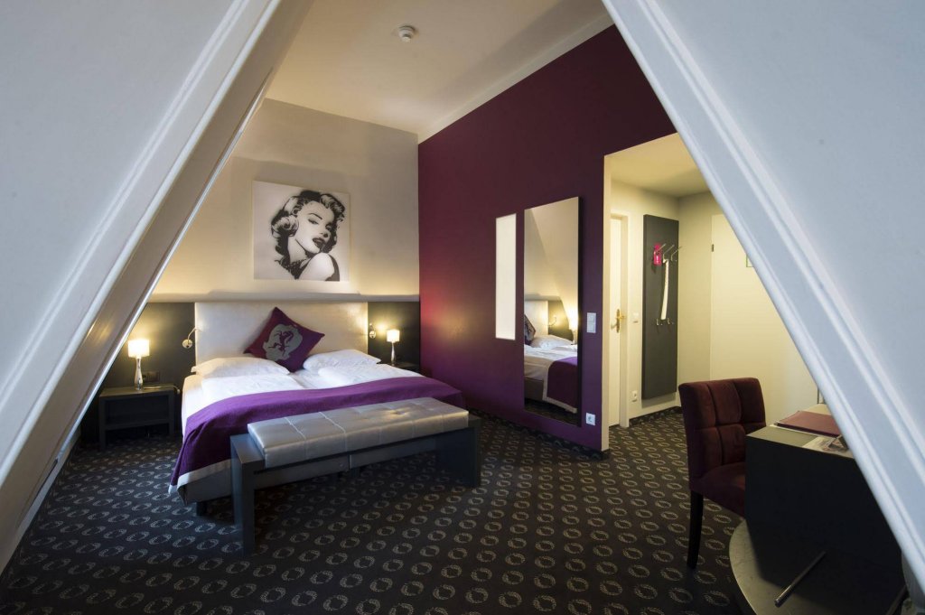 Фото Hotel Villa Carlton