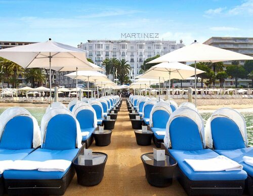 Гостиница Hotel Martinez в Каннах