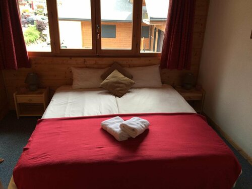Гостиница Central Hostel Ch& xE2; tel в Шателе