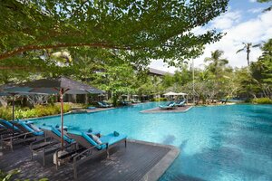 отель Courtyard by Marriott Bali Nusa Dua Resort