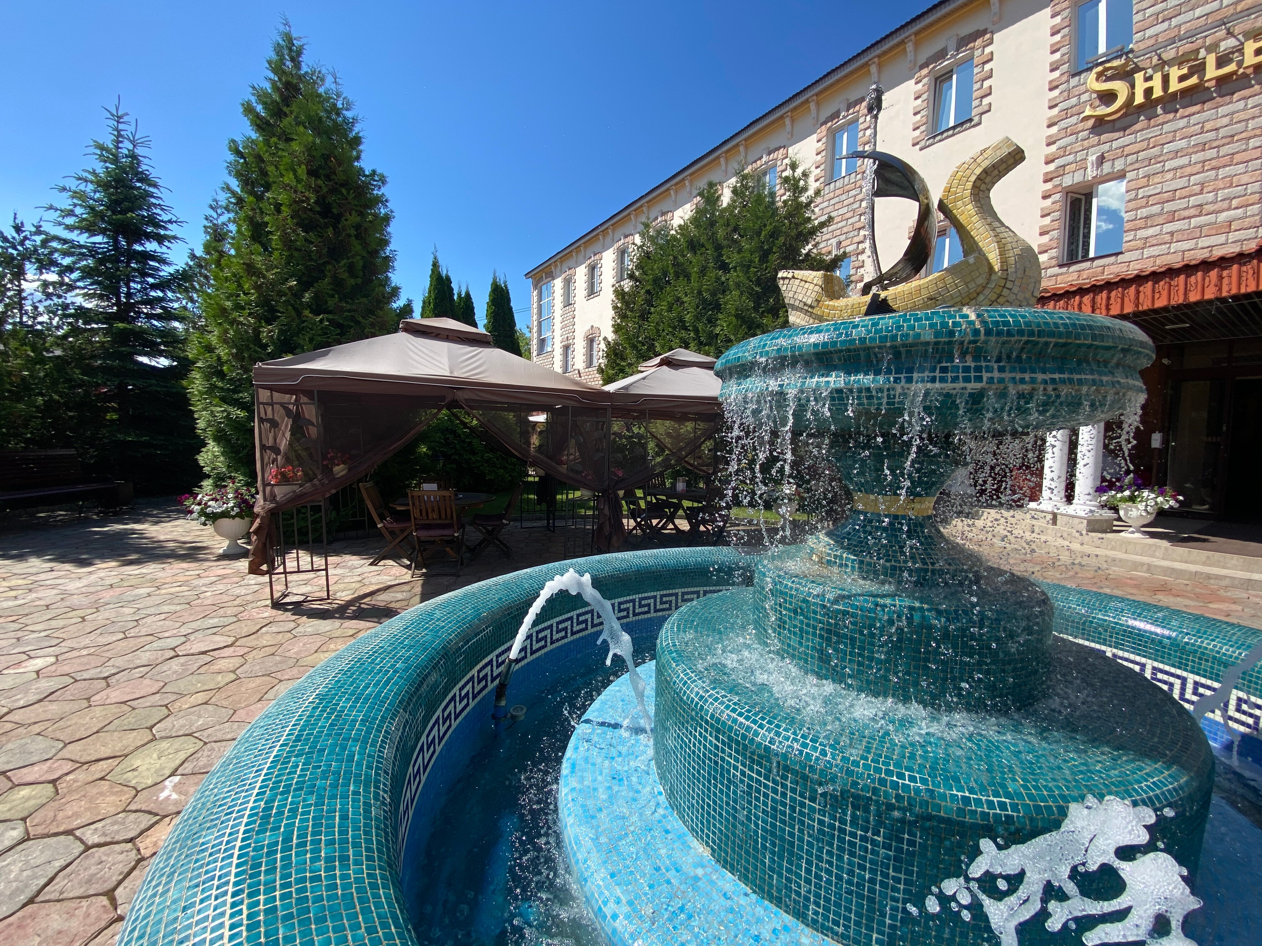 Фото отеля 2