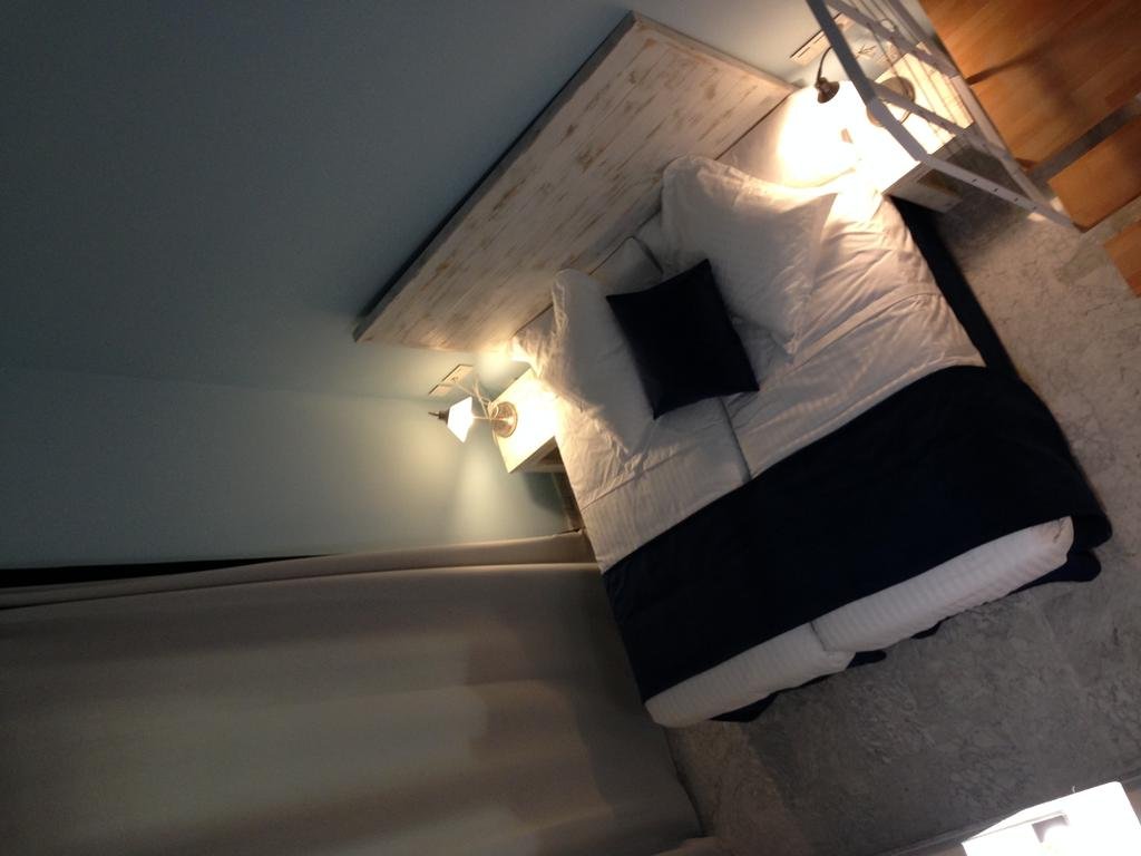 Фото Hotel Adhoc Carmen