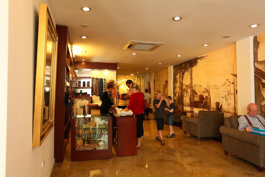 Фото Medallion Hanoi Boutique Hotel