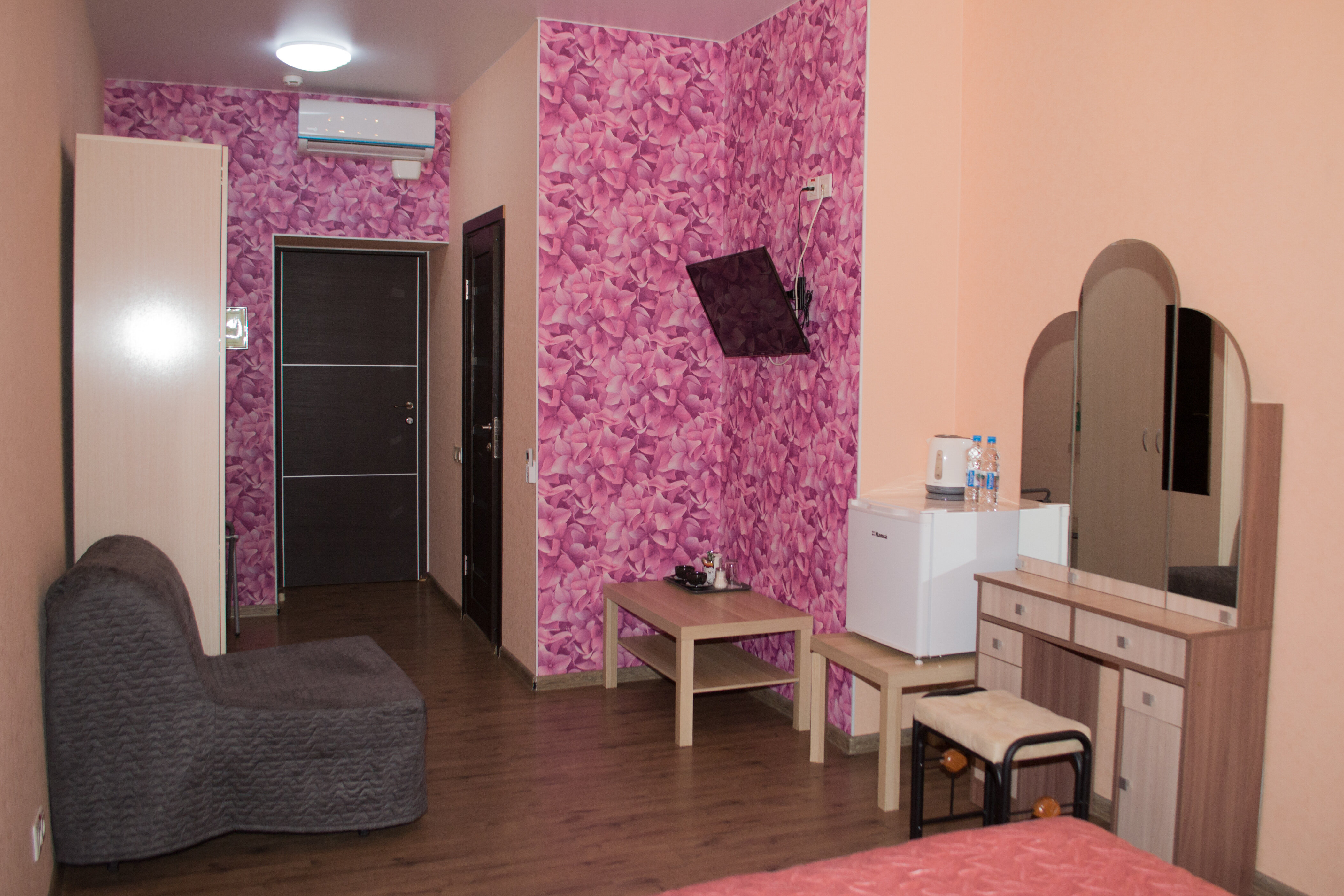 Фото Апельсин у Театра