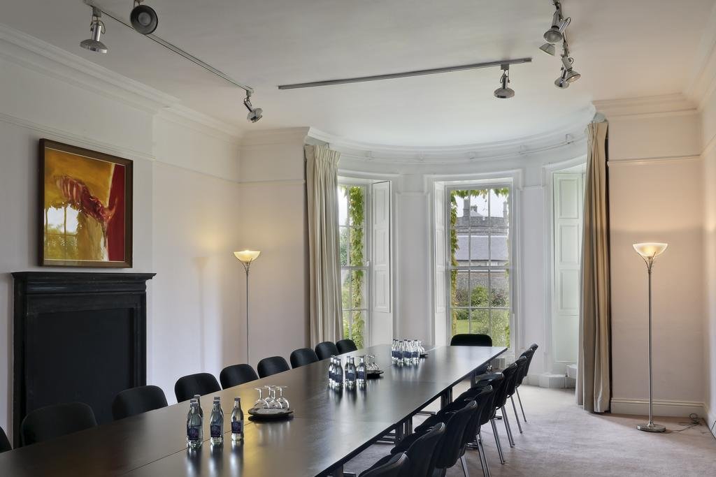 Фото Butler House