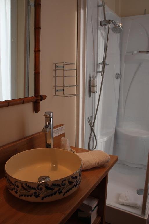 Фото Hôtel La Bonne Adresse